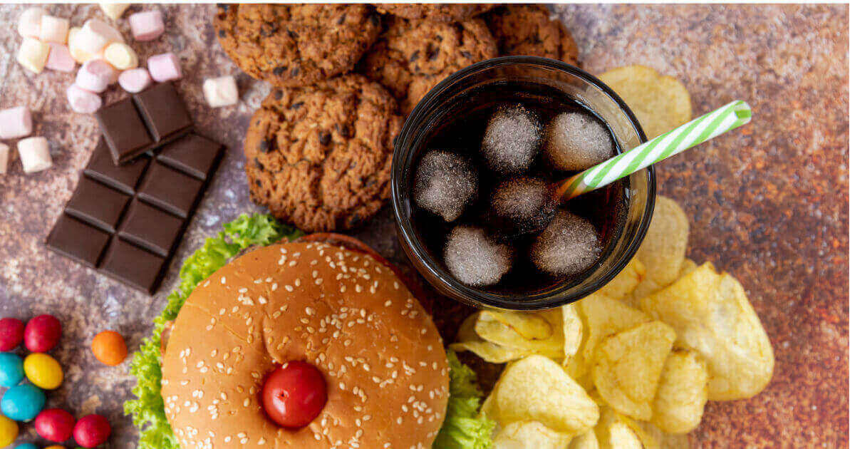 burger, snacks-uri si suc carbogazos